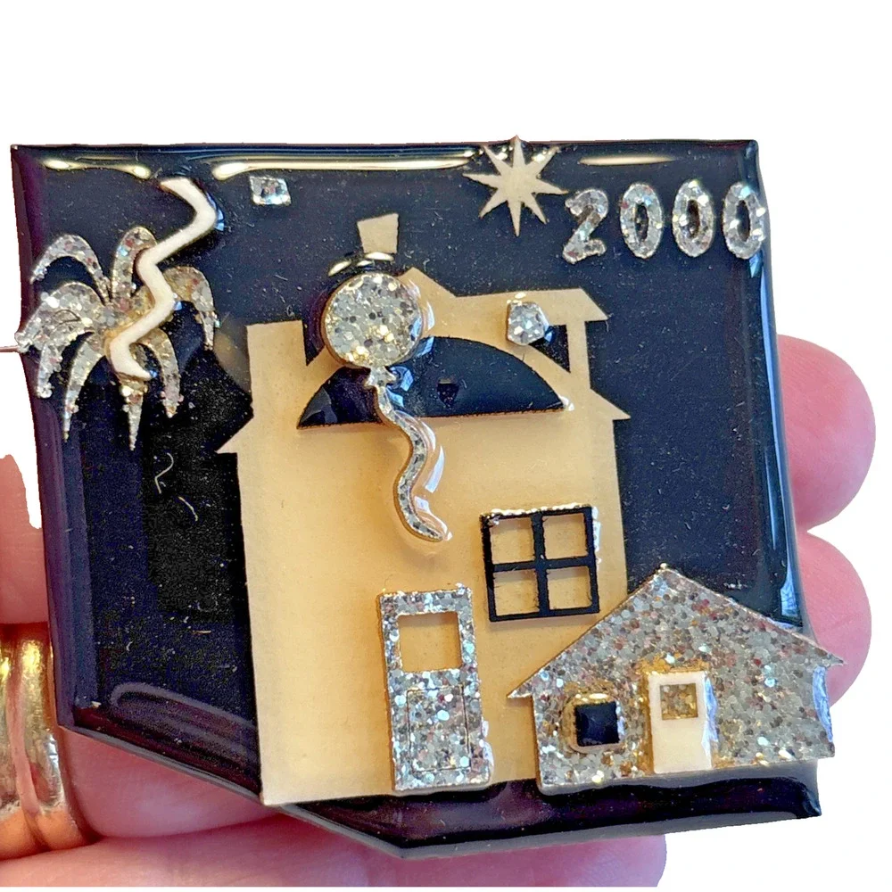 House Pins by Lucinda New Years Eve Glitter Black Cream Houses Brooch Y2K 2000